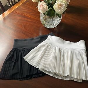 IBKUL Black and White Pleated Tennis/Pickle Skirts